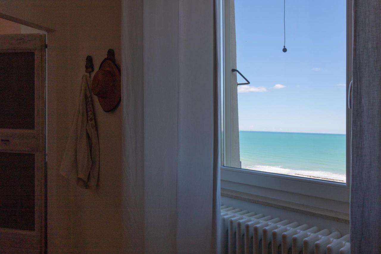 B&B Tre Finestre Sul Mare Grottammare Buitenkant foto